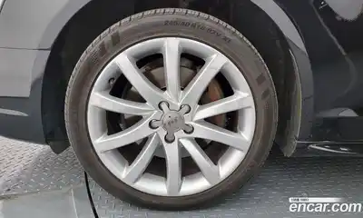 Audi A4 2015 2.0 Автомат в Москве № 196473, миниатюра 2