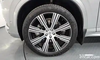 Volvo XC90 2023 2.0 Автомат в Москве № 196915, миниатюра 12