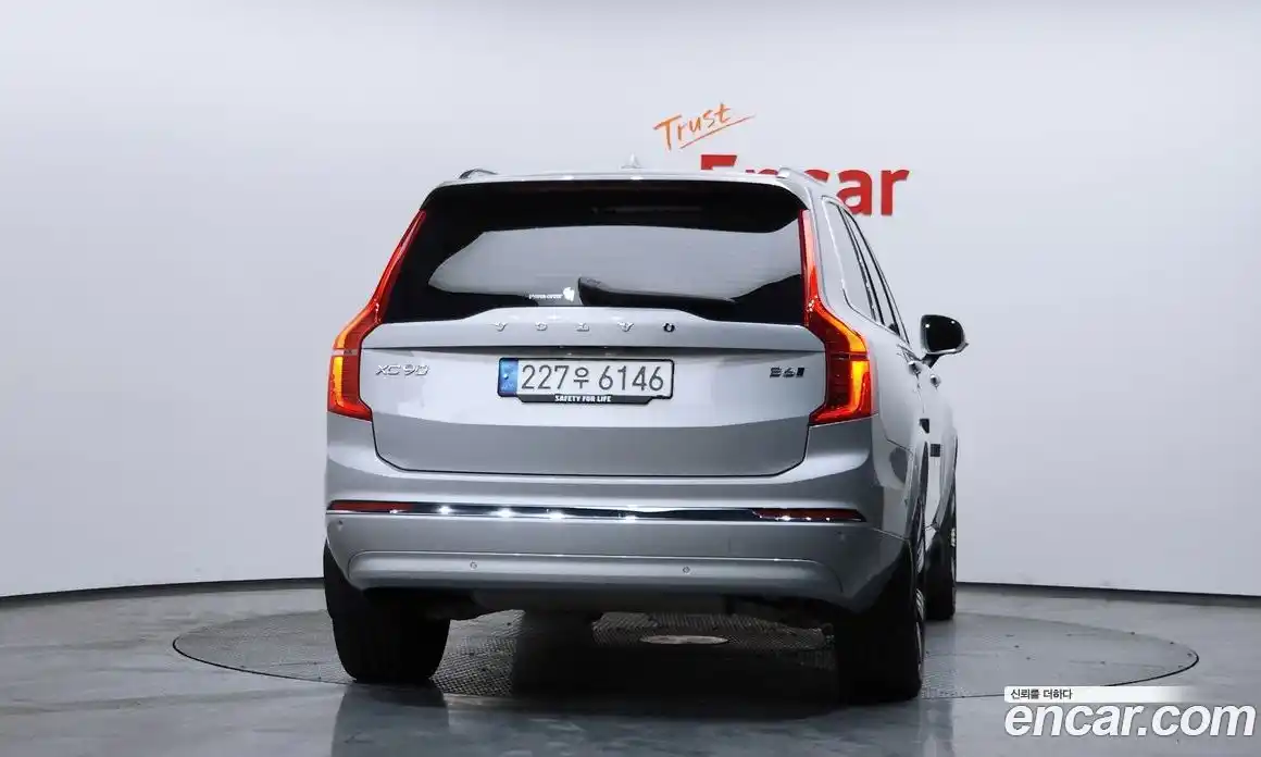 Volvo XC90 2023 2.0 Автомат в Москве № 196915, фото 18