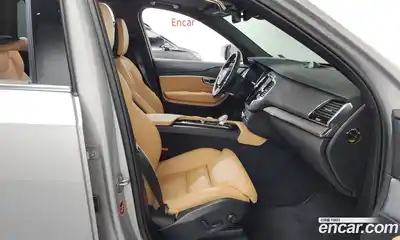 Volvo XC90 2023 2.0 Автомат в Москве № 196915, миниатюра 4