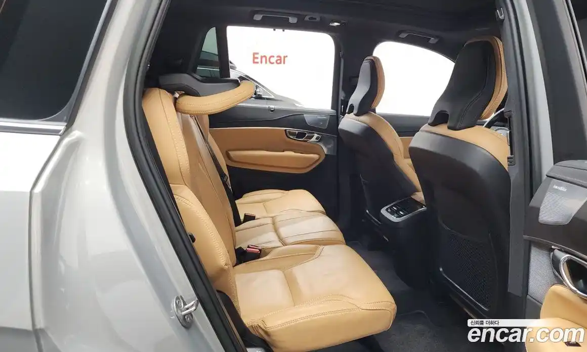 Volvo XC90 2023 2.0 Автомат в Москве № 196915, фото 5