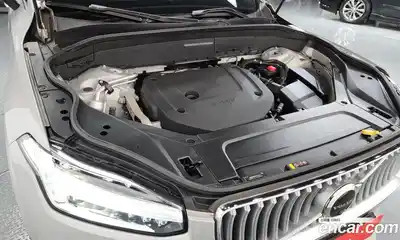 Volvo XC90 2023 2.0 Автомат в Москве № 196915, миниатюра 9