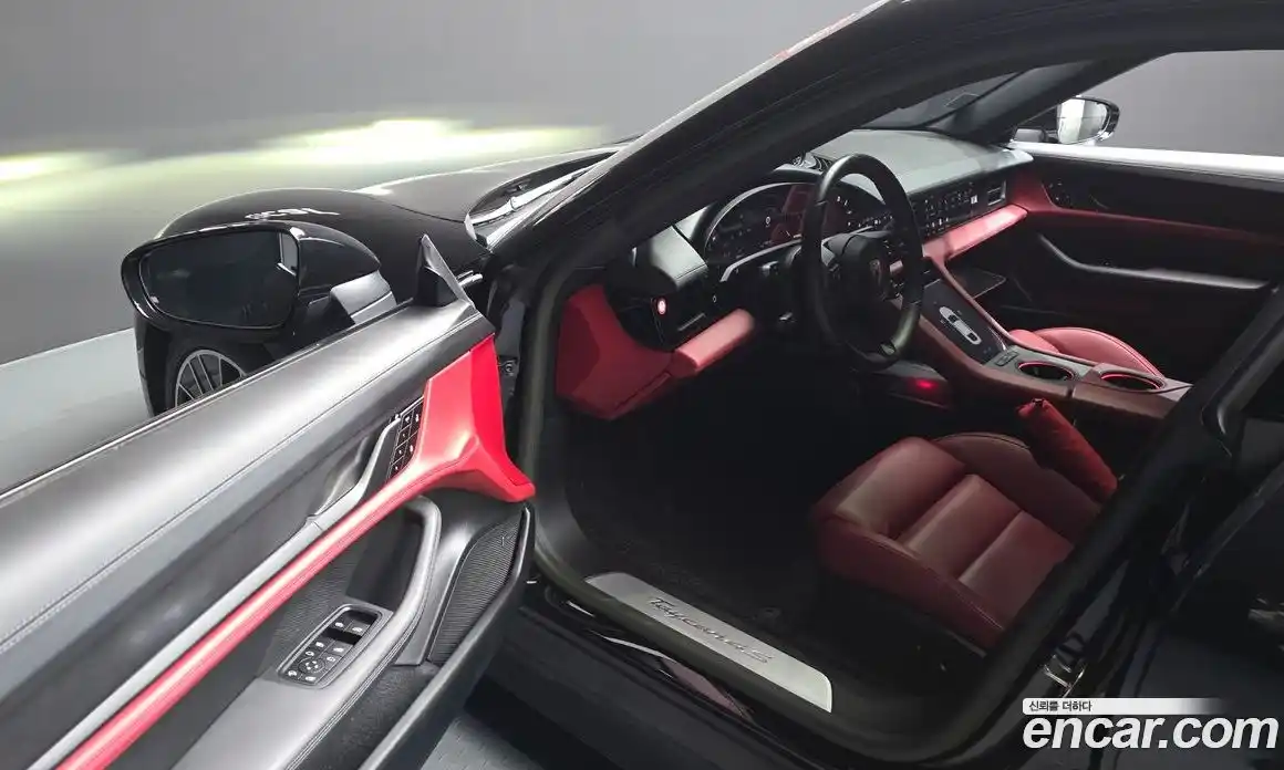 Porsche Taycan 2023 0.1 Автомат в Москве № 197192, фото 12