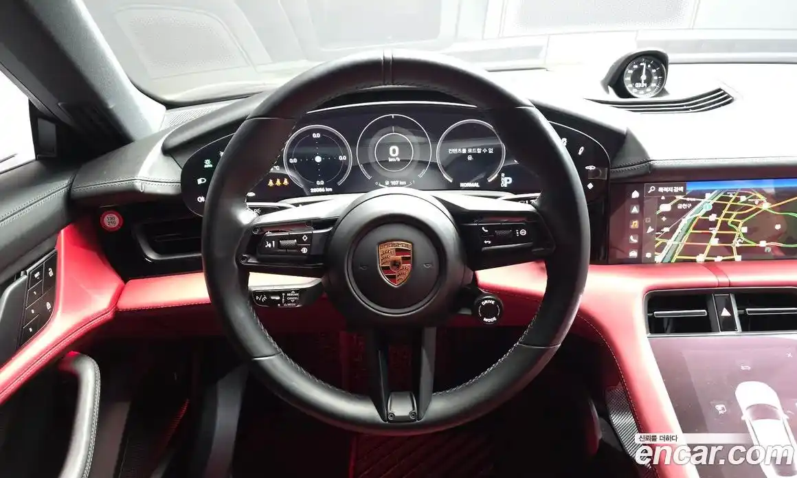 Porsche Taycan 2023 0.1 Автомат в Москве № 197192, фото 13