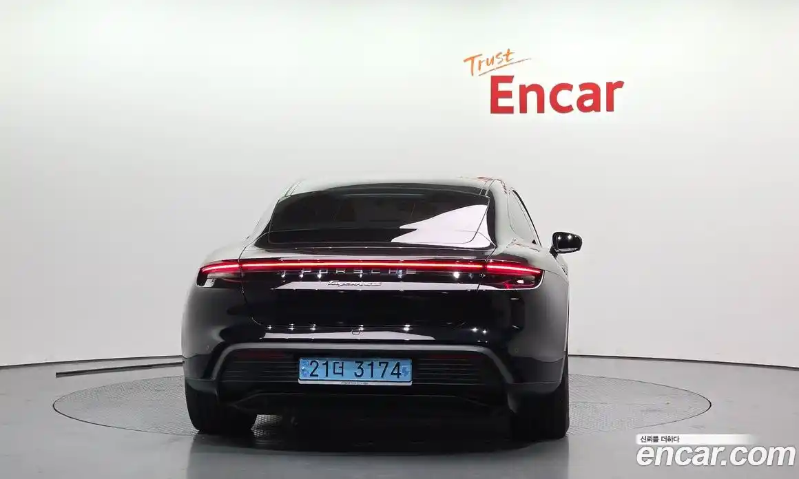 Porsche Taycan 2023 0.1 Автомат в Москве № 197192, фото 4