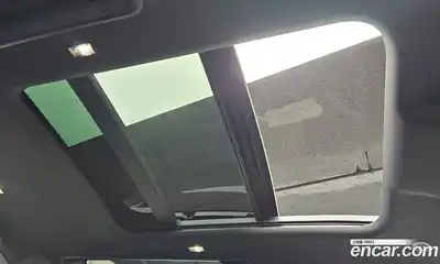 Land Rover Defender, 2025