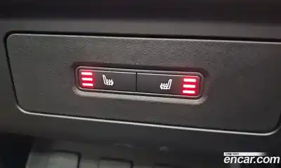 Land Rover Defender 2025 3.0 Автомат в Москве № 198029, миниатюра 12