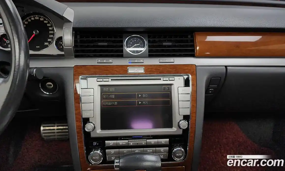 Volkswagen Phaeton 2012 3.0 Автомат в Москве № 199170, фото 18