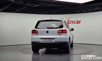 Volkswagen Tiguan, 2016