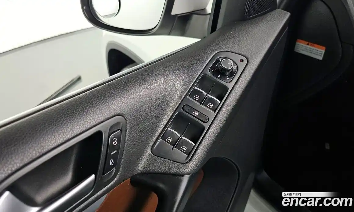 Volkswagen Tiguan 2016 2.0 Автомат в Москве № 199249, фото 16