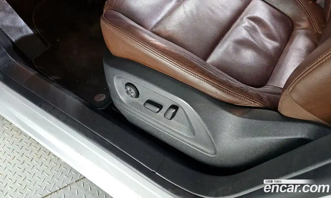 Volkswagen Tiguan 2016 2.0 Автомат в Москве № 199249, фото 7