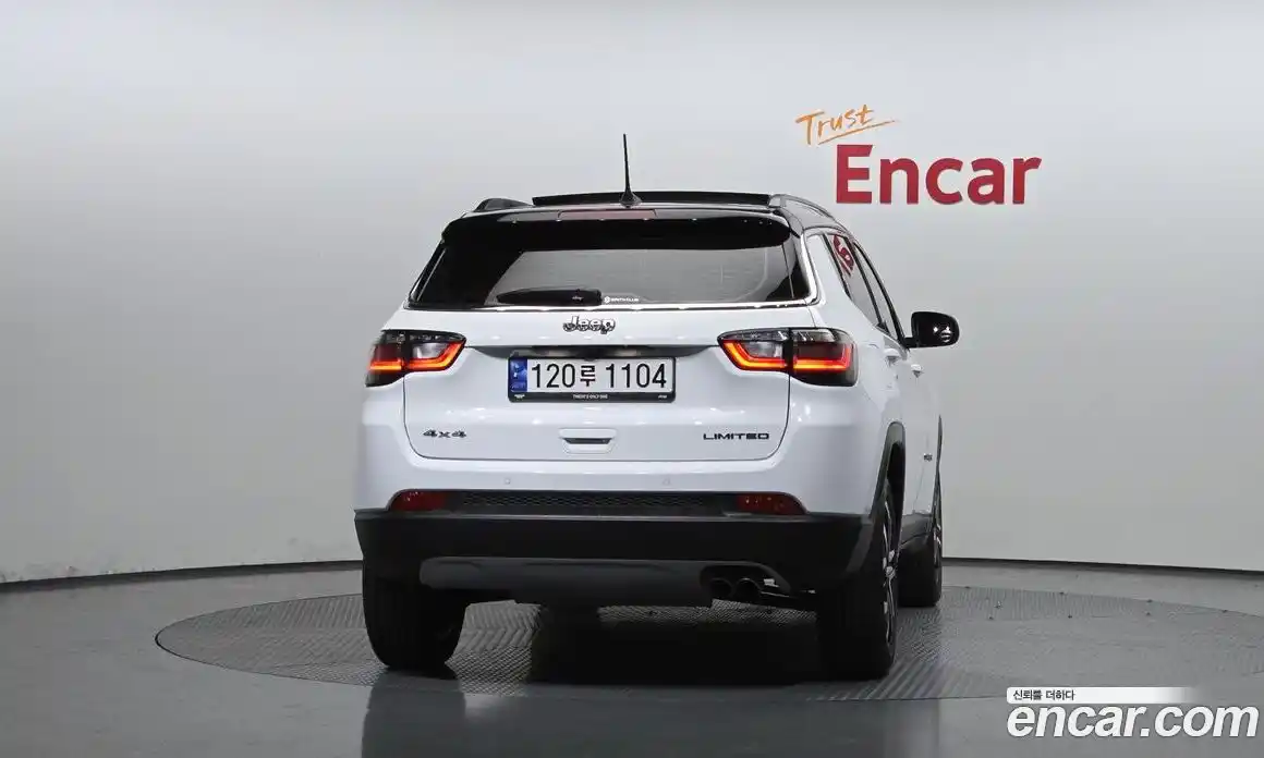 Jeep Compass 2022 2.4 Автомат в Москве № 199416, фото 4