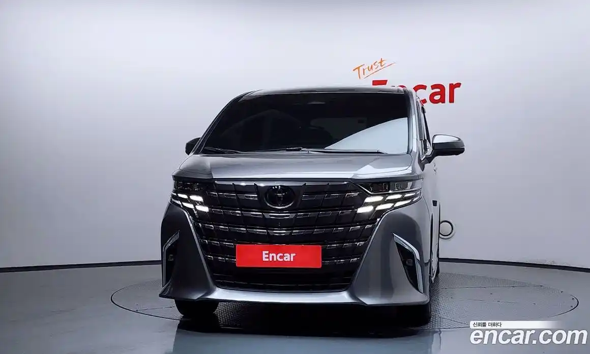 Toyota Alphard 2024 2.5 Автомат в Москве № 199559, фото 16