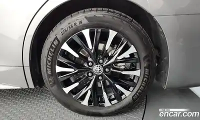 Toyota Alphard 2024 2.5 Автомат в Москве № 199559, миниатюра 5