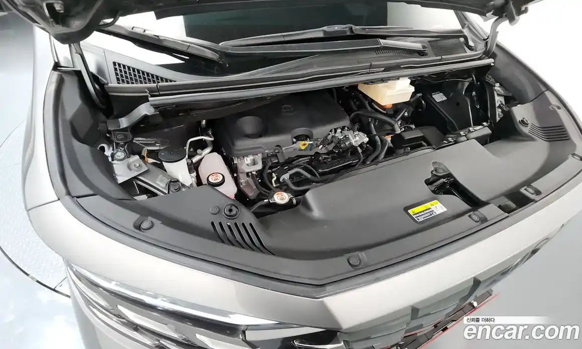 Toyota Alphard 2024 2.5 Автомат в Москве № 199559, фото 7