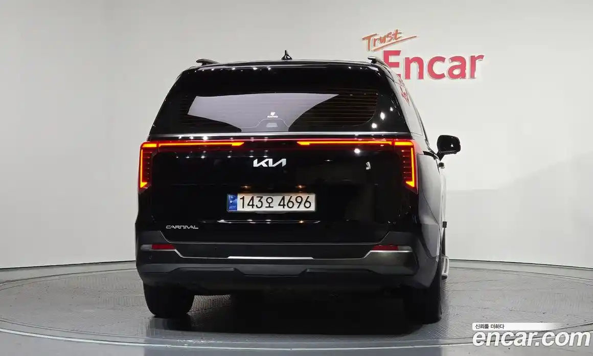 Kia Canival 2024 2.2 Автомат в Москве № 19966, фото 9