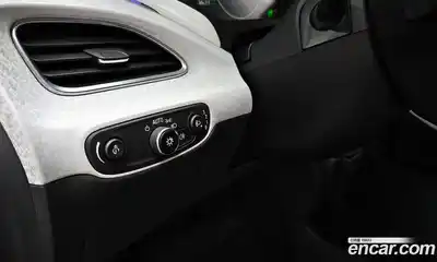 Chevrolet Bolt EV 2019 0.2 Автомат в Москве № 202384, миниатюра 10