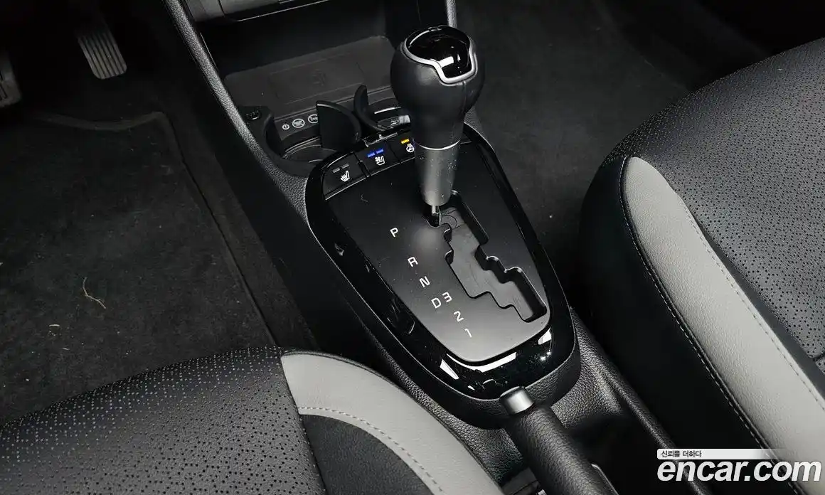 Kia Morning 2023 1.0 Автомат в Москве № 20576, фото 17