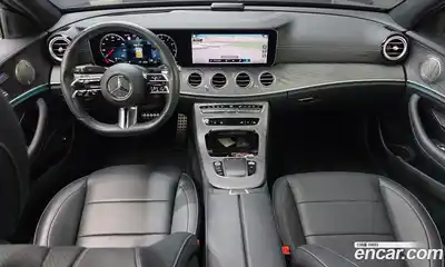 Mercedes-Benz E-Class 2022 2.0 Автомат в Москве № 206226, миниатюра 2