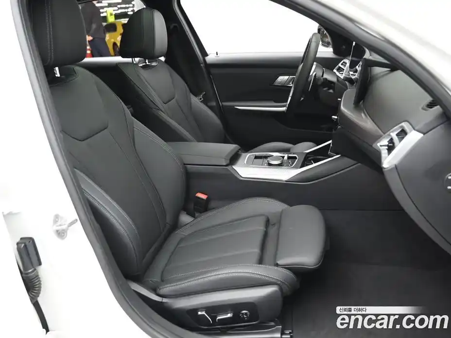 BMW 3-Series 2025 2.0 Автомат в Москве № 210277, фото 10