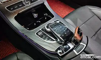 Mercedes-Benz E-Class 2020 2.0 Автомат в Москве № 211937, миниатюра 9