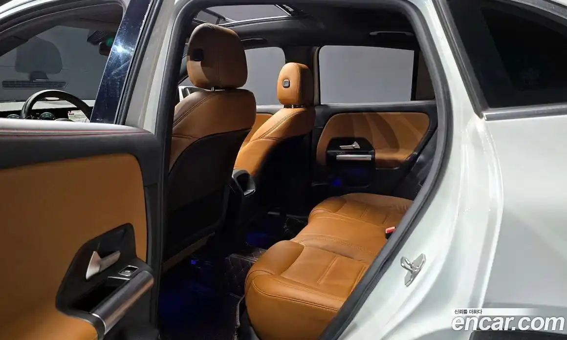 Mercedes-Benz GLA-Class 2020 2.0 Автомат в Москве № 212202, фото 3