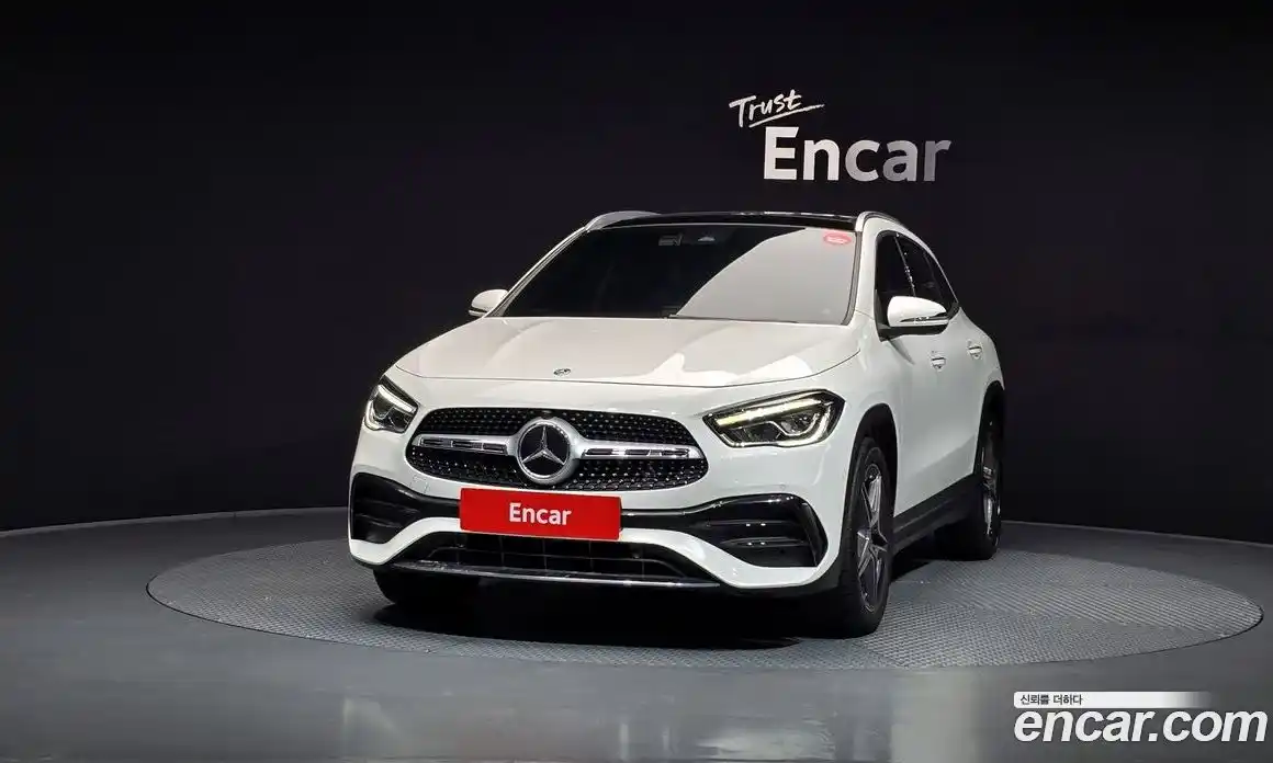Mercedes-Benz GLA-Class 2020 2.0 Автомат в Москве № 212202, фото 9