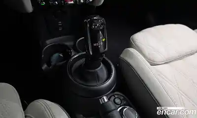 Mini Cooper 2023 2.0 Автомат в Москве № 213967, миниатюра 9