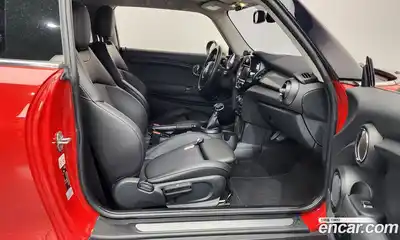 Mini Cooper 2018 1.5 Автомат в Москве № 214064, миниатюра 12