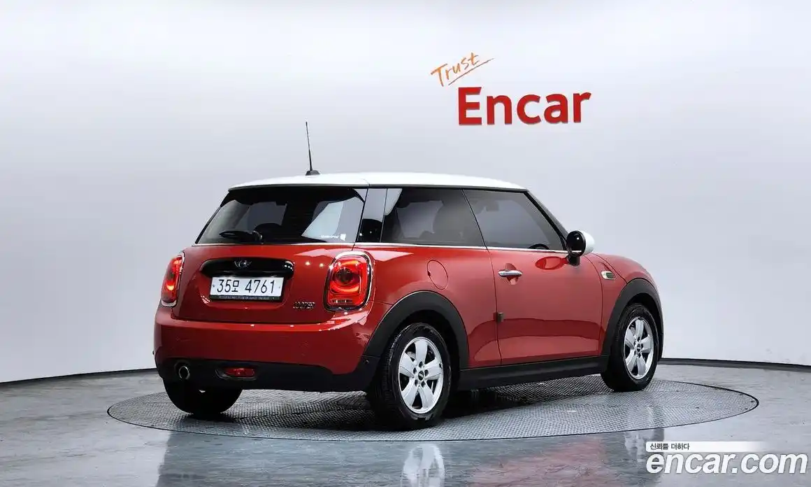 Mini Cooper 2018 1.5 Автомат в Москве № 214064, фото 6