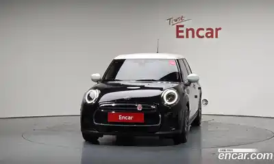 Mini Cooper 2024 1.5 Автомат в Москве № 214072, миниатюра 12