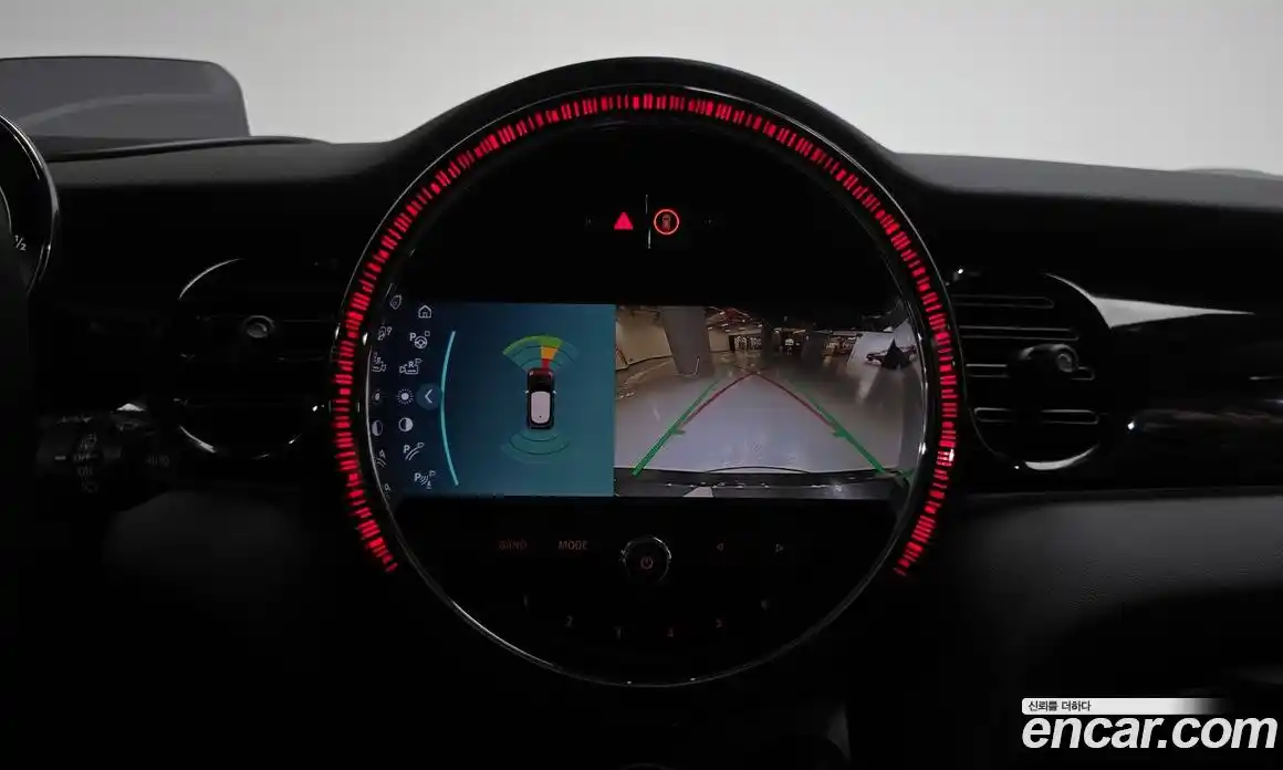 Mini Cooper 2024 1.5 Автомат в Москве № 214072, фото 18