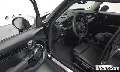 Mini Cooper 2024 1.5 Автомат в Москве № 214072, миниатюра 9