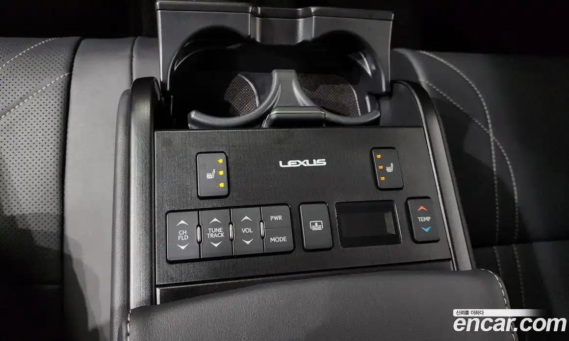 Lexus ES 2023 2.5 Автомат в Москве № 214593, фото 6