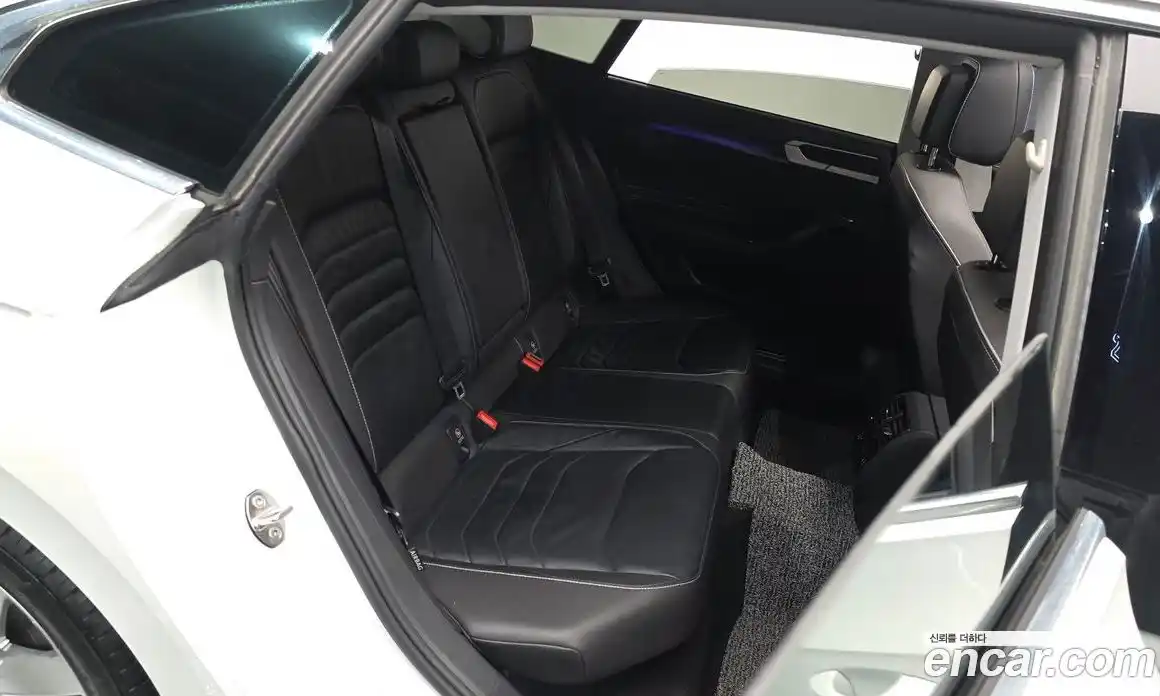 Volkswagen Arteon 2023 2.0 Автомат в Москве № 215081, фото 14