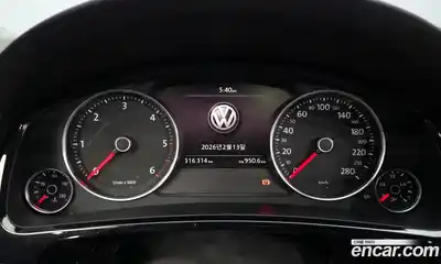 Volkswagen Touareg 2014 3.0 Автомат в Москве № 215389, миниатюра 9