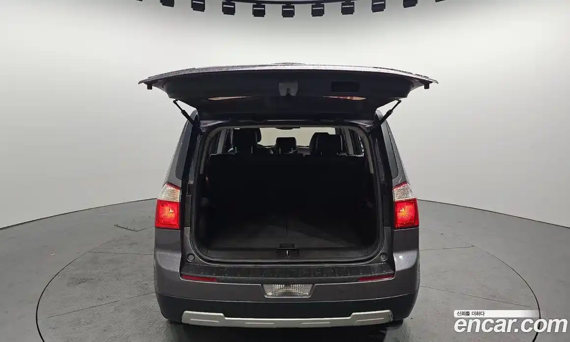 Chevrolet Orlando 2012 2.0 Автомат в Москве № 219354, фото 9