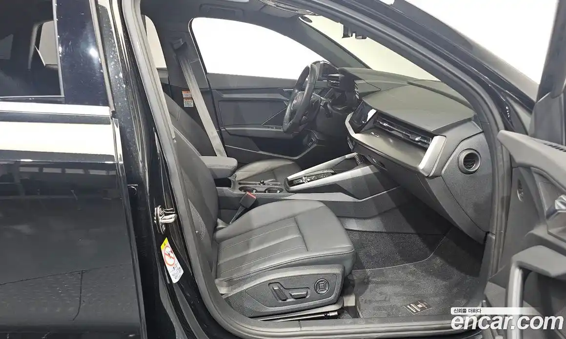 Audi A3 2022 2.0 Автомат в Москве № 220770, фото 11