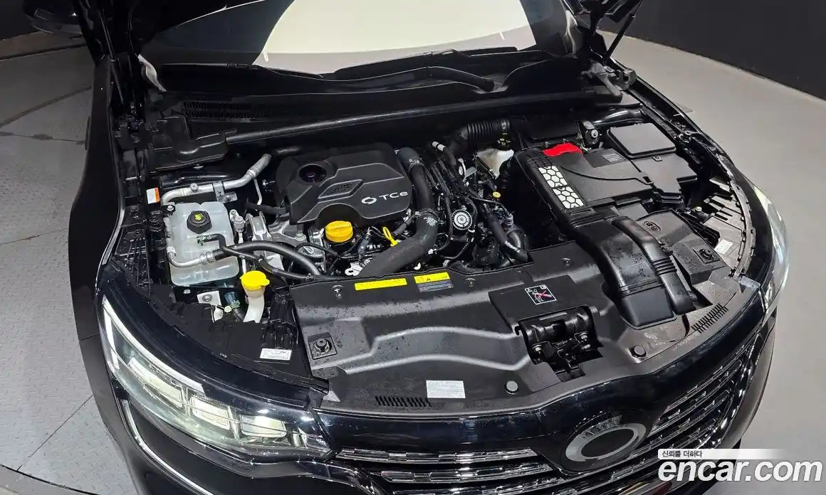 Renault SM6 2024 1.3 Автомат в Москве № 220885, фото 12