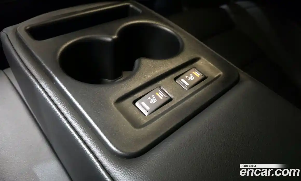 Renault SM6 2024 1.3 Автомат в Москве № 220885, фото 13