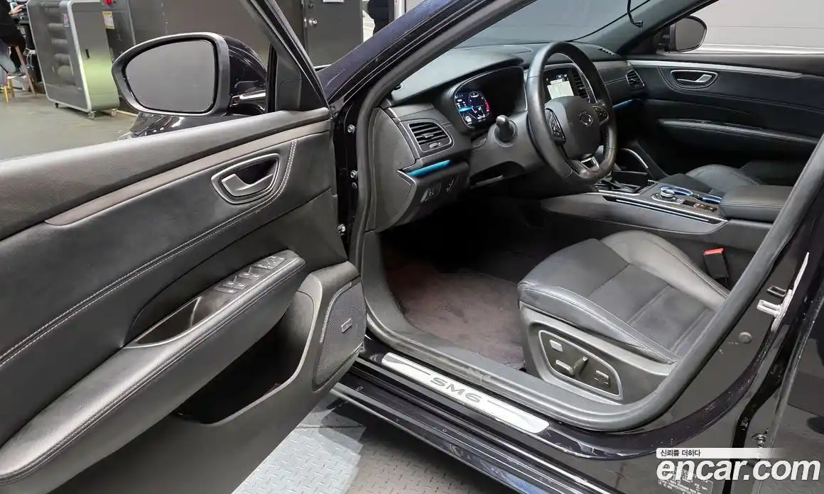 Renault SM6 2024 1.3 Автомат в Москве № 220885, фото 18