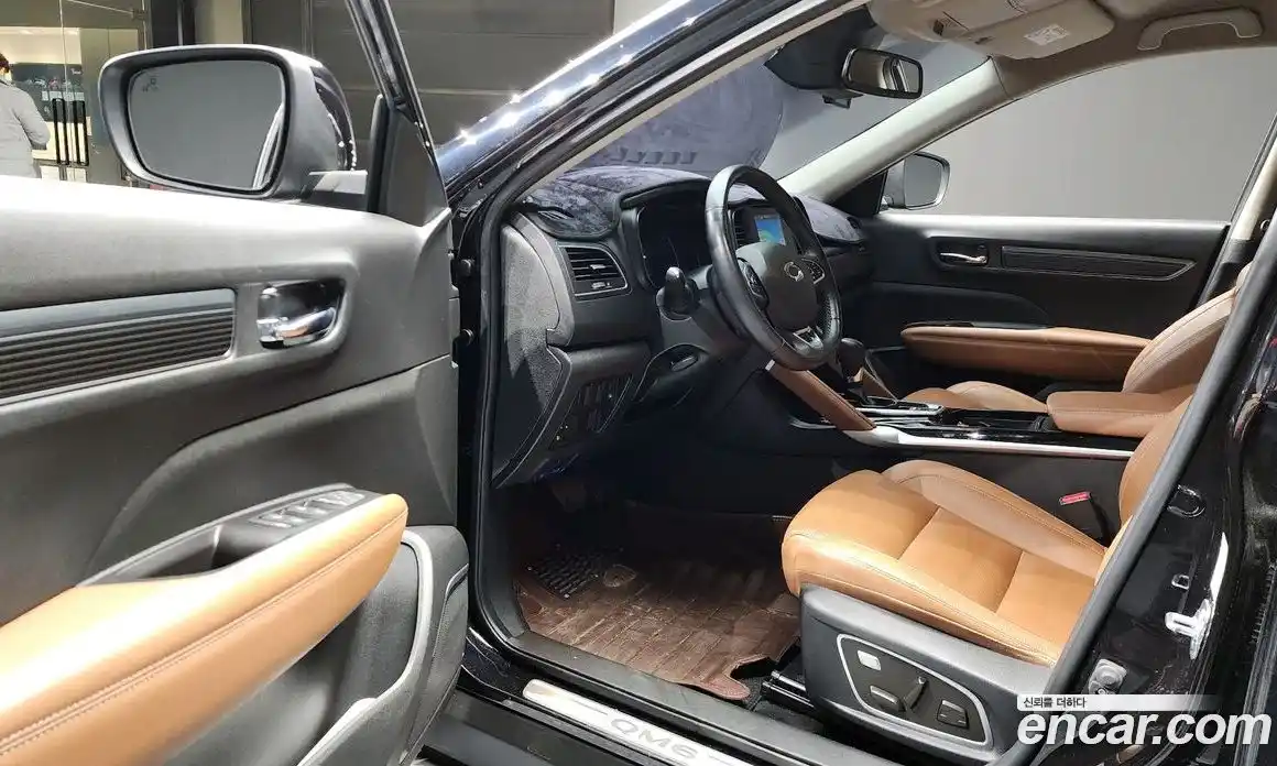 Renault QM6 2023 2.0 Автомат в Москве № 221747, фото 13