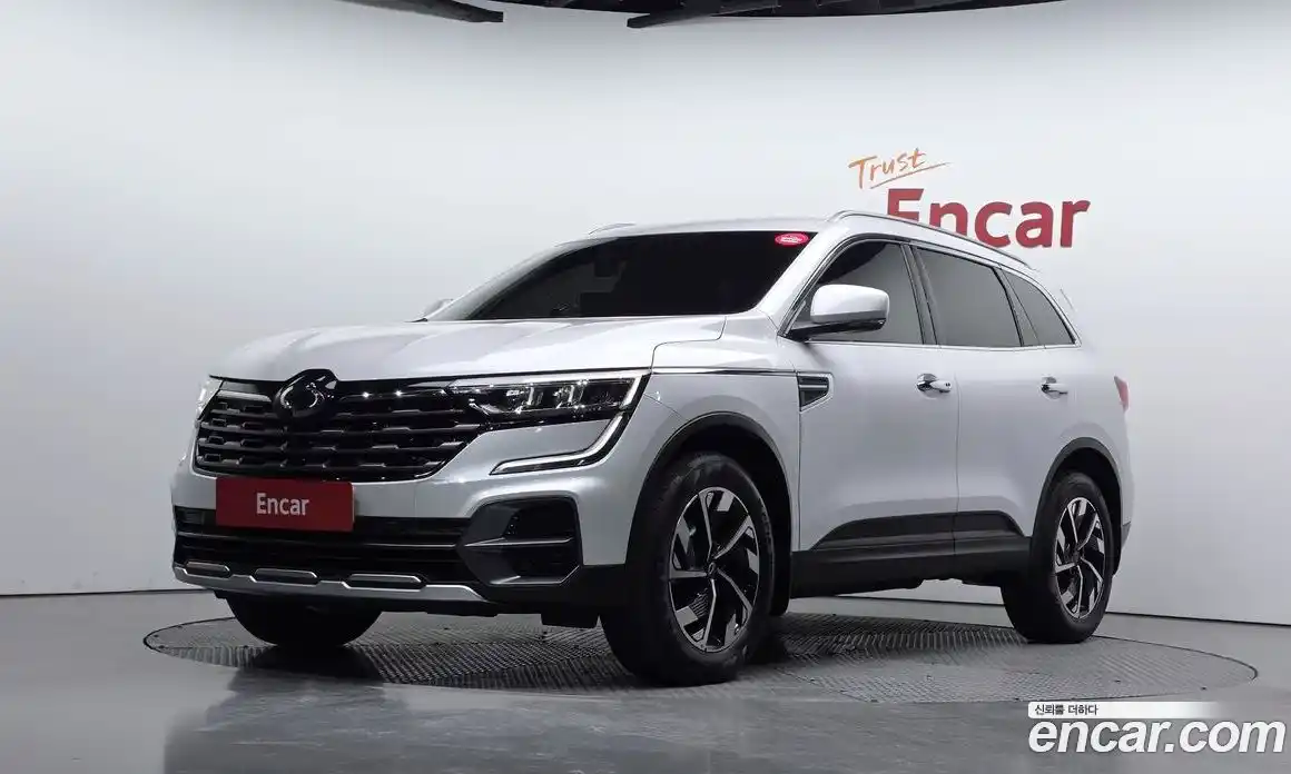 Renault QM6 2024 2.0 Автомат в Москве № 221876, фото 12