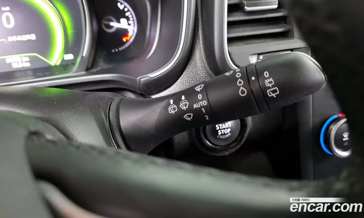 Renault QM6 2024 2.0 Автомат в Москве № 221876, фото 16