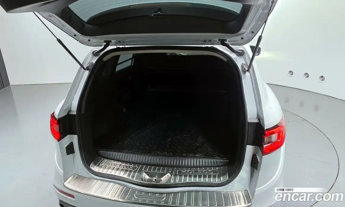 Renault QM6 2024 2.0 Автомат в Москве № 221876, фото 6