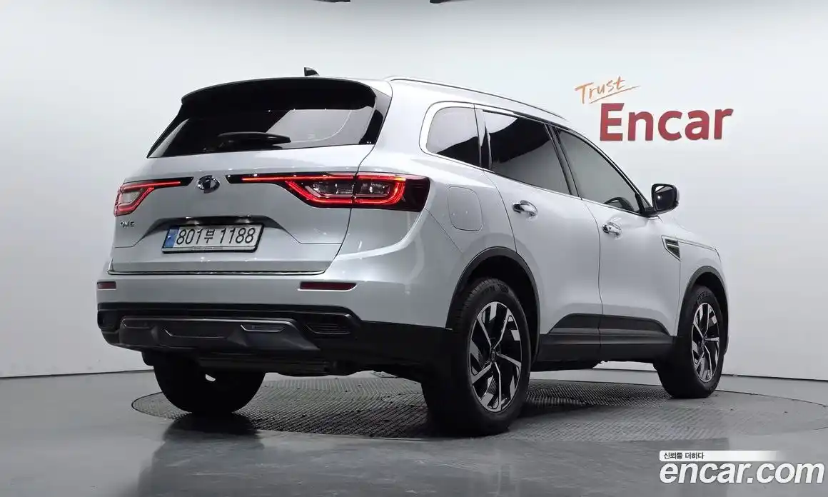 Renault QM6 2024 2.0 Автомат в Москве № 221876, фото 9