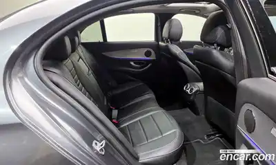 Mercedes-Benz E-Class 2019 2.0 Автомат в Москве № 225001, миниатюра 11