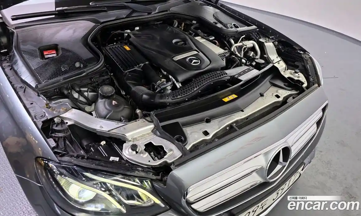 Mercedes-Benz E-Class 2019 2.0 Автомат в Москве № 225001, фото 19