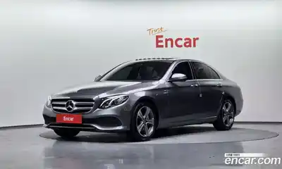 Mercedes-Benz E-Class 2019 2.0 Автомат в Москве № 225001, миниатюра 9
