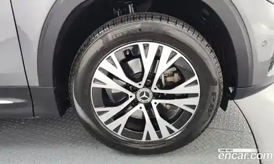 Mercedes-Benz GLB-Class 2024 1.9 Автомат в Москве № 225198, миниатюра 11